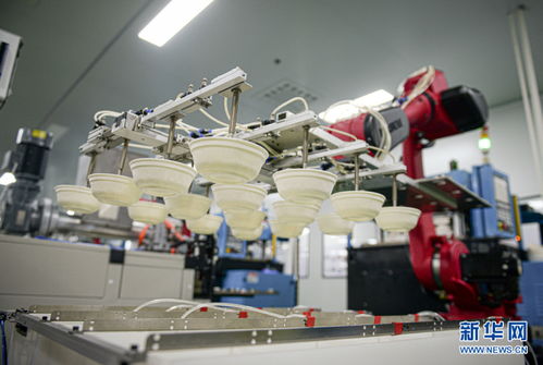 強信心 走進百企丨運鴻集團 堅持新發展理念，以技術創新驅動全生物降解產品走向全球